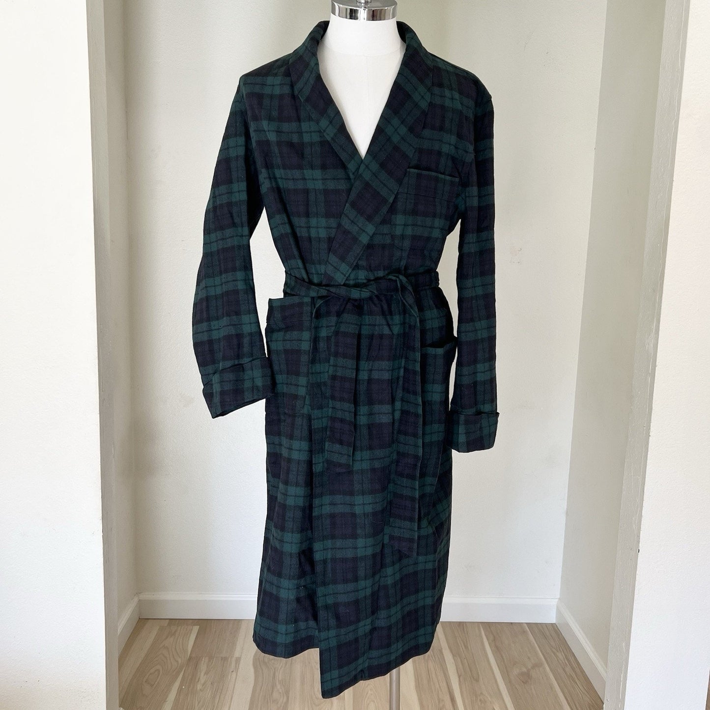 1970s NWT Pendleton Black Watch Tartan Wool Robe Men’s (M) Plaid READ