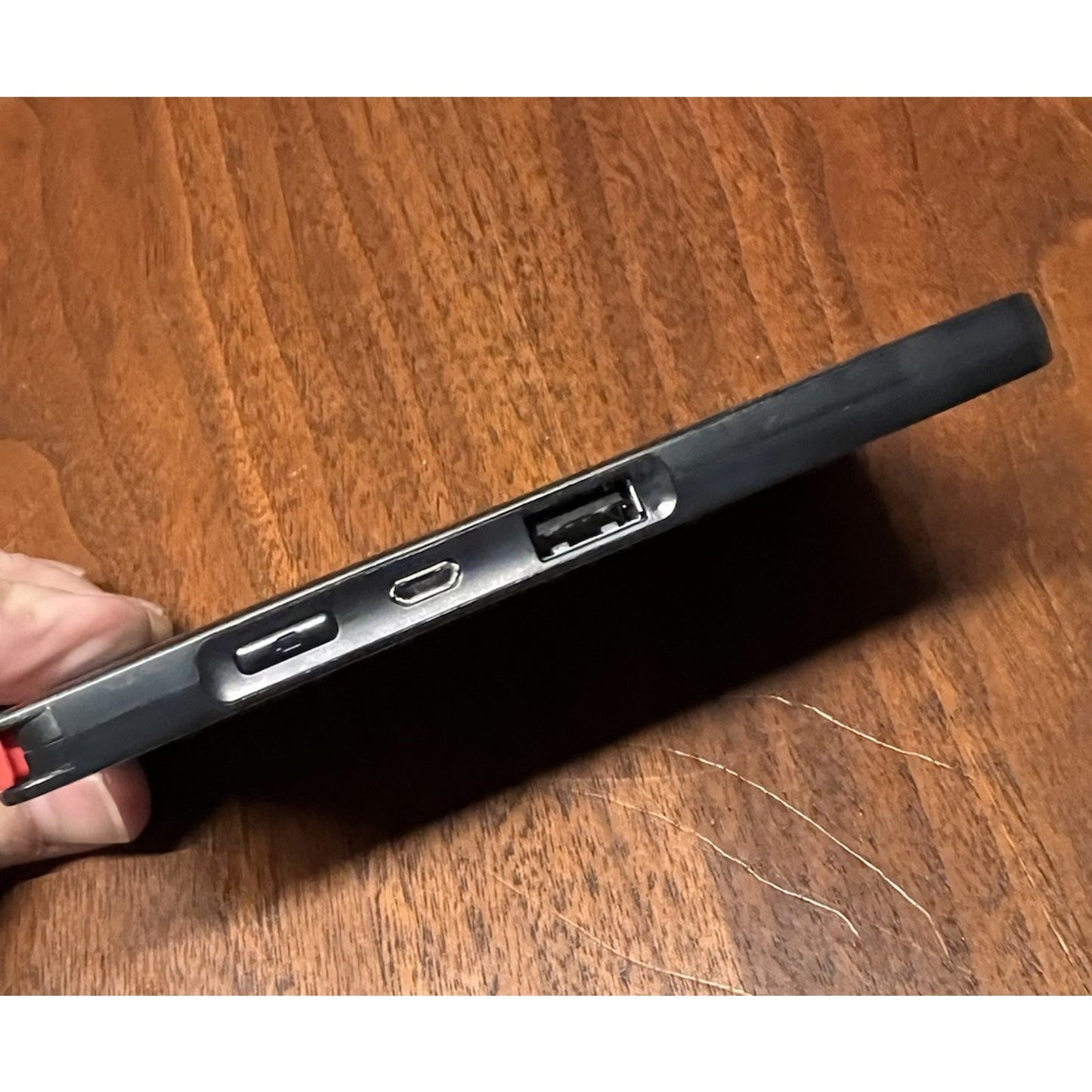 Motorola Power Pack Slim 4000 mAh Portable Battery Charger P4000 Black Red