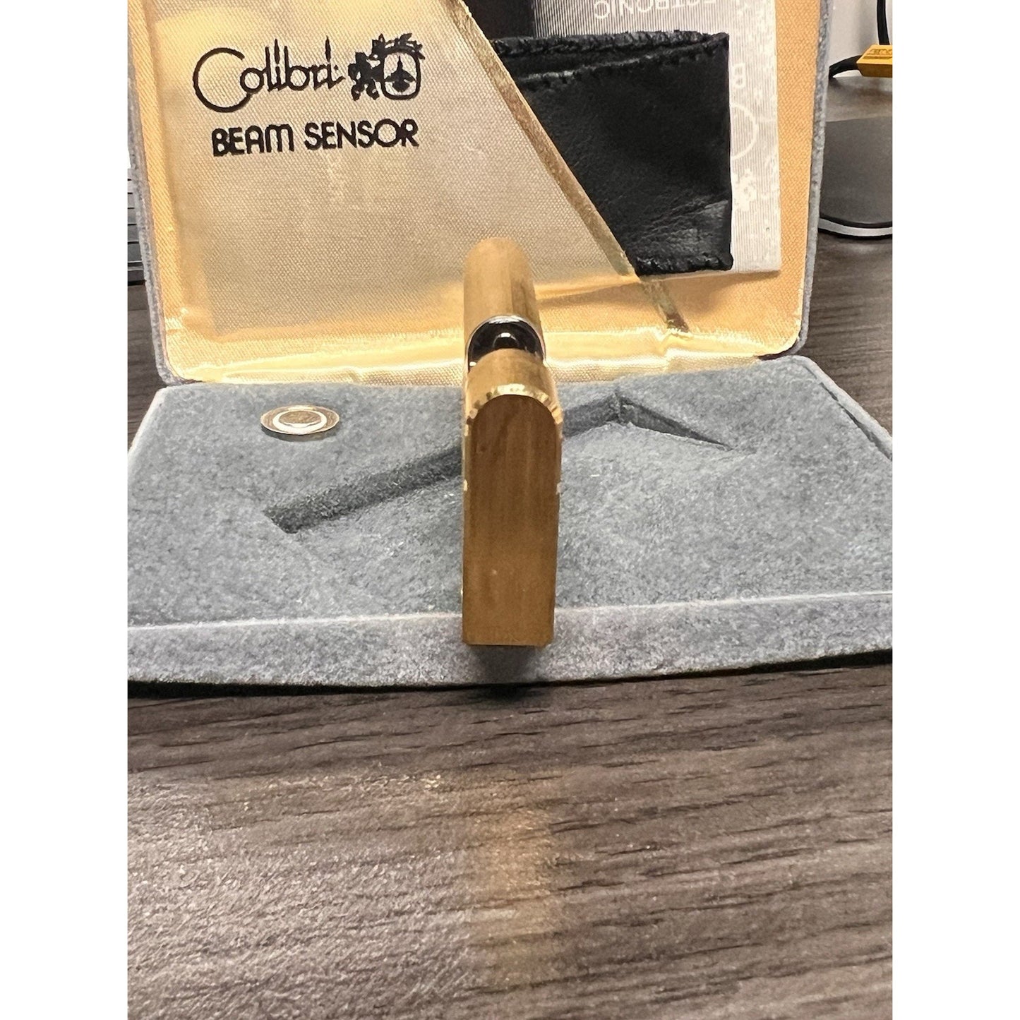 Vintage Gold Tone Colibri Beam Sensor Lighter w/ Case, Sleeve & Paperwork