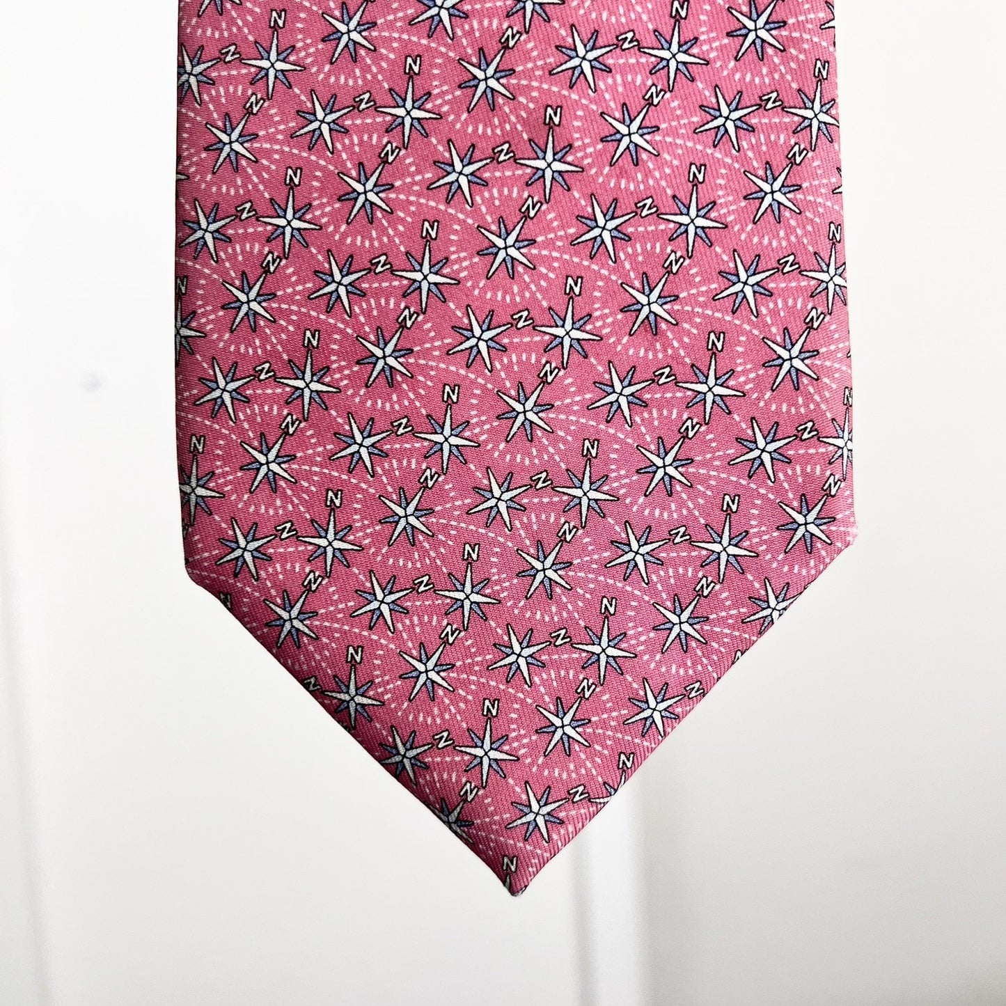 Vineyard Vines Handmade 100% Silk Pink Tie Cardinal Compass Nautical Preppy