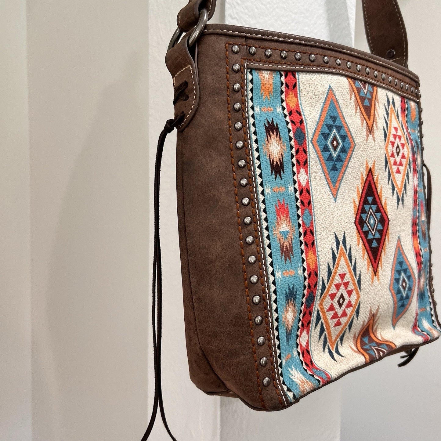 Montana West Shoulder Bag Purse Western Aztec Studded Rodeo Southwestern Cowgirl