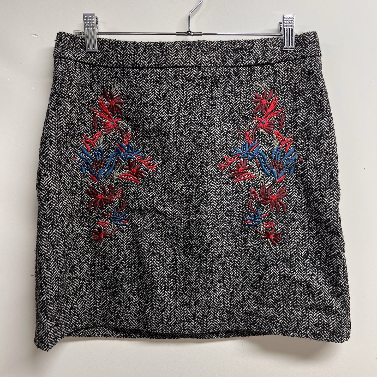 NAF NAF Skirt 29” Wool Tweed Herringbone Floral Embroidered Academia Preppy