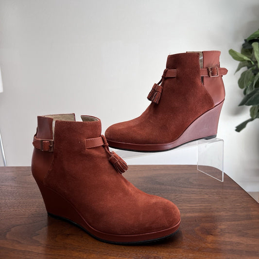 Wolverine Samantha Pleet 8B Suede Wedge Bootie 1000 Mile Leather Tassle