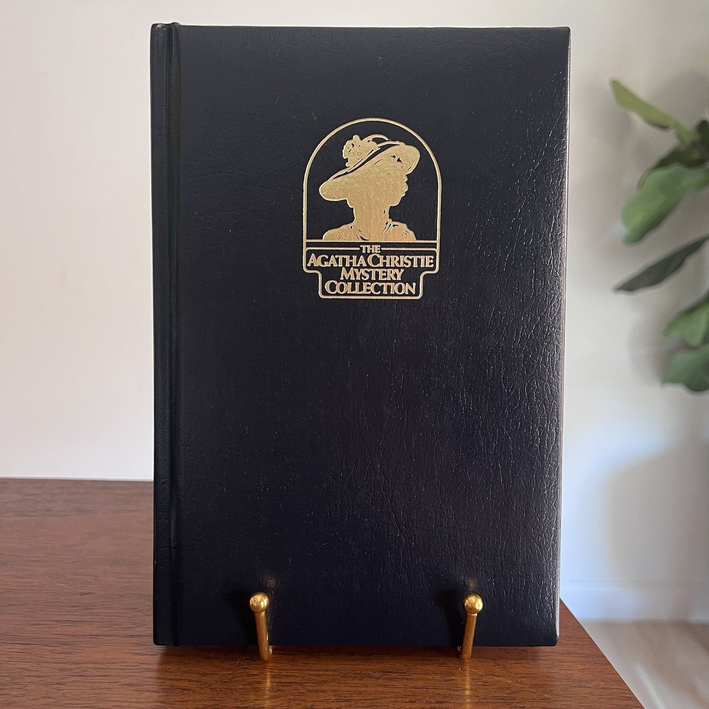 RARE Agatha Christie Mystery Collection “Destination Unknown” Bantam Leatherette