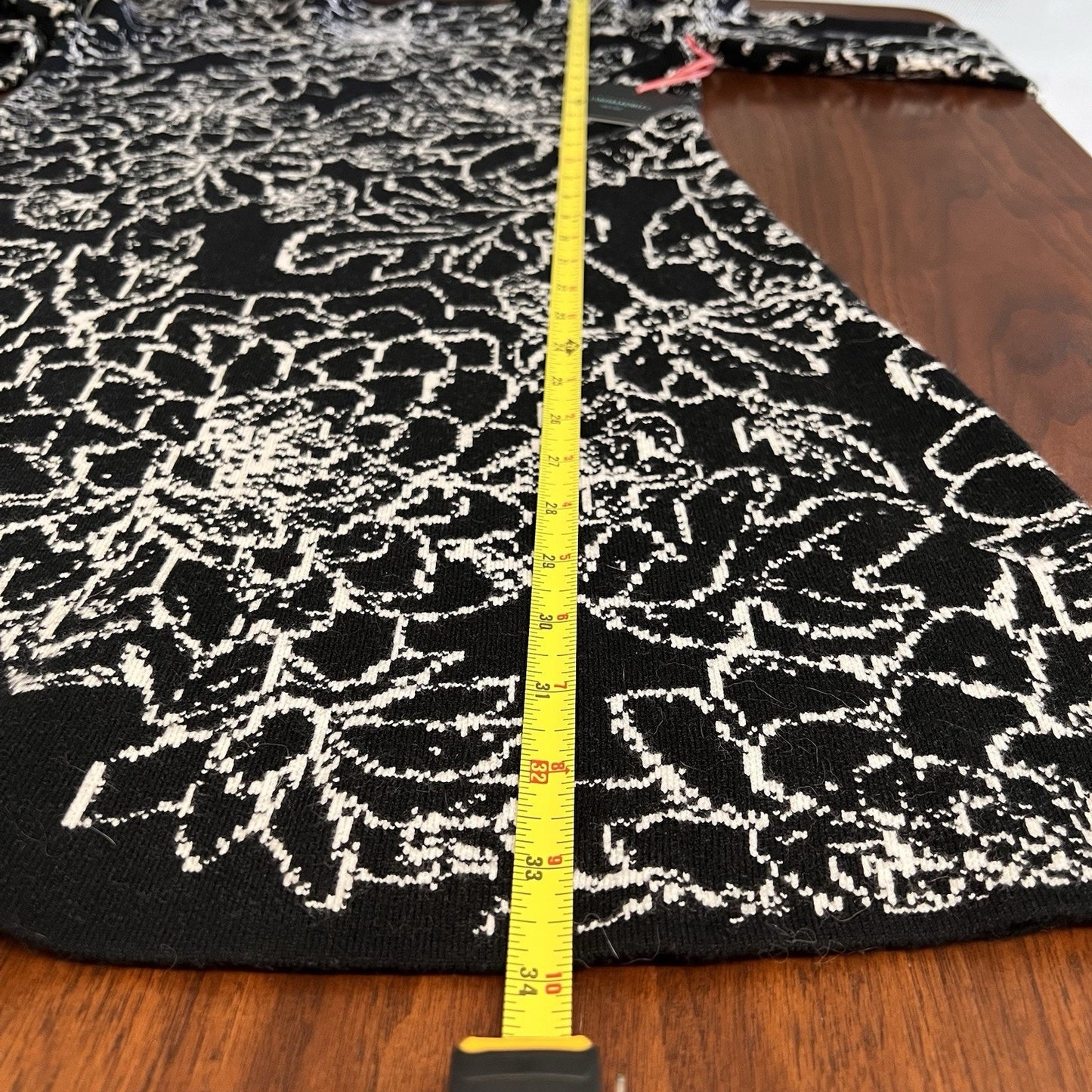 NWT Cynthia Rowley Sweater Dress (S) Long Sleeve Black White Floral Stretch