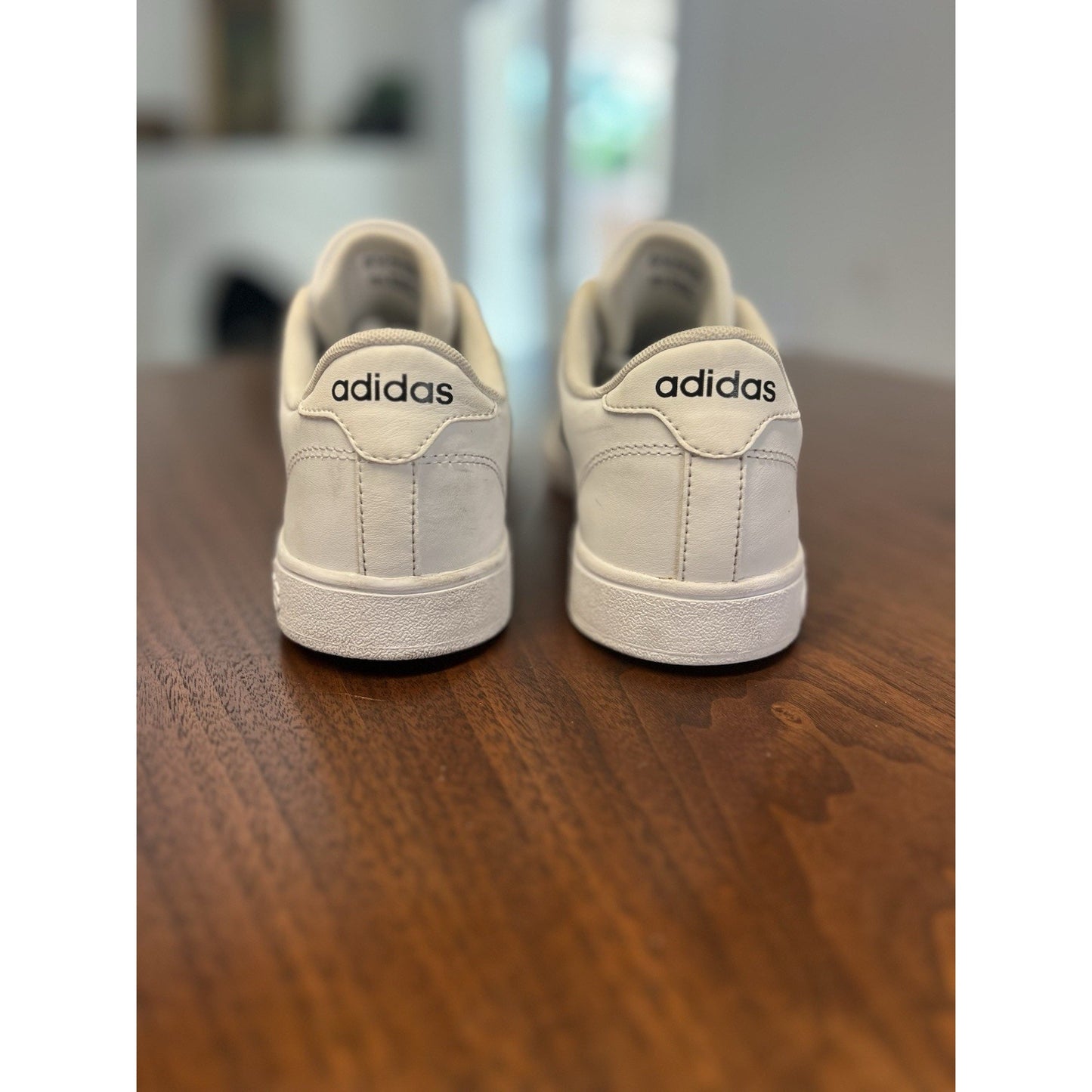 Adidas Neo Baseline sneakers classic white and black color scheme Men’s Sz 10