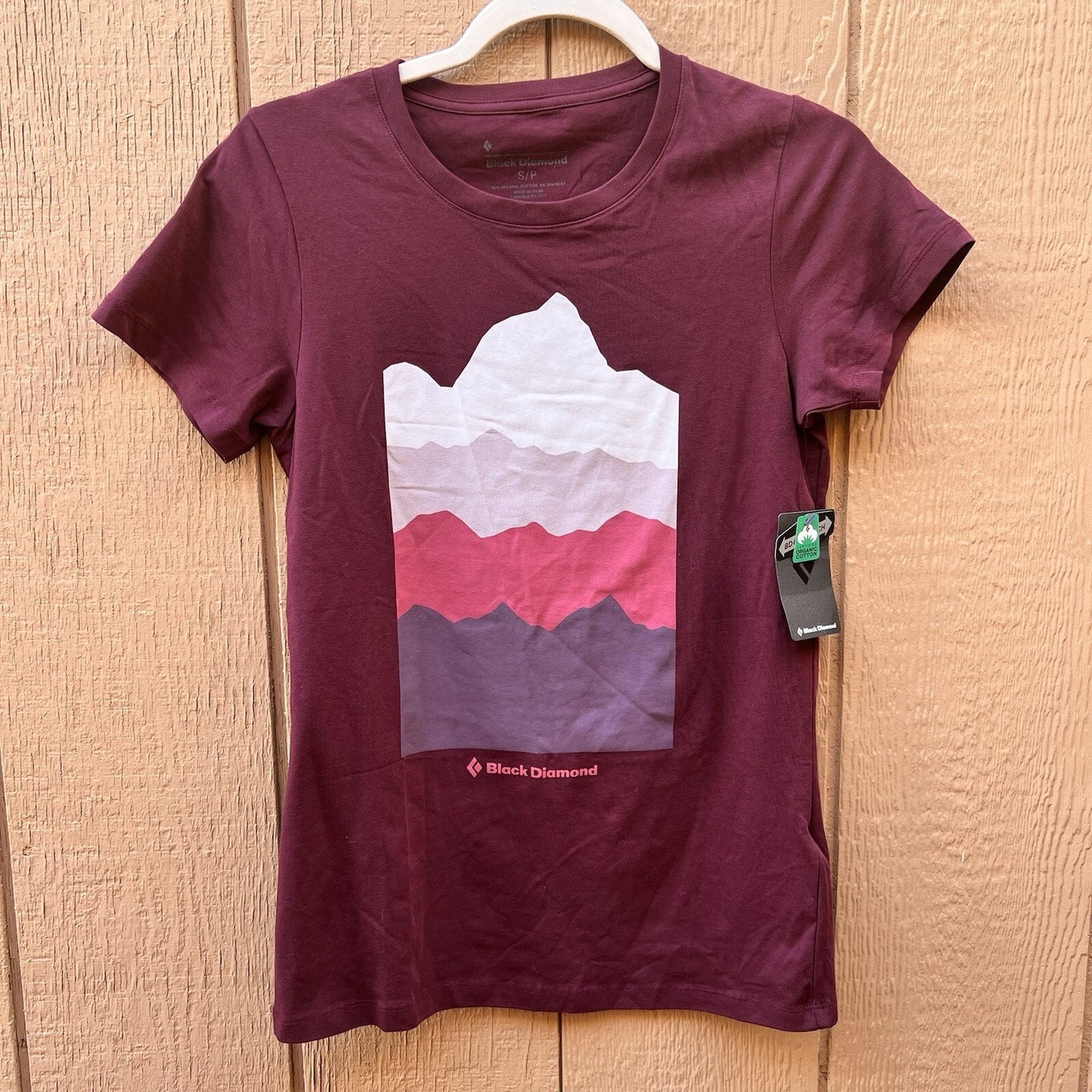NWT Women’s (S) Black Diamond Outdoor Stretch Short Sleeve Tshirt 100% Cotton