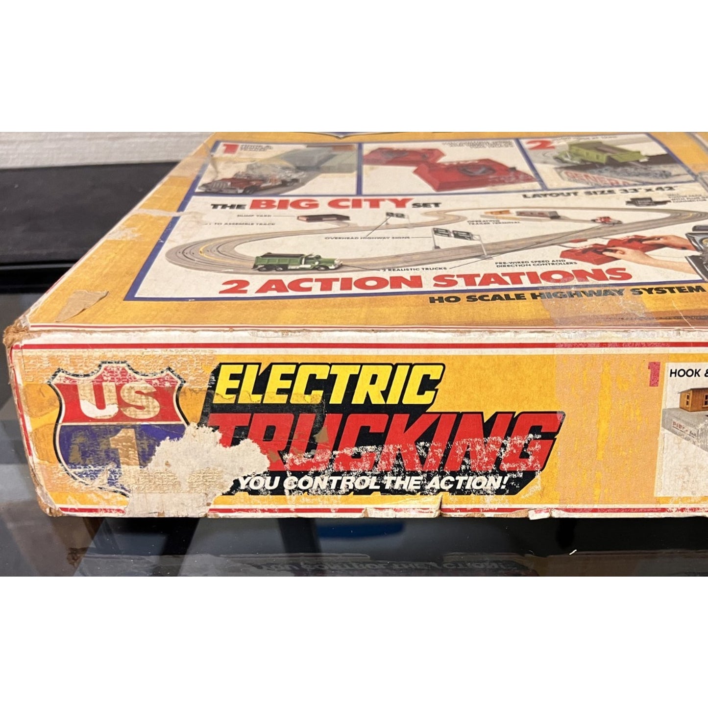 Vintage Tyco Electric Trucking Interstate US1 slot car Set #3210 W/ Slot Trucks