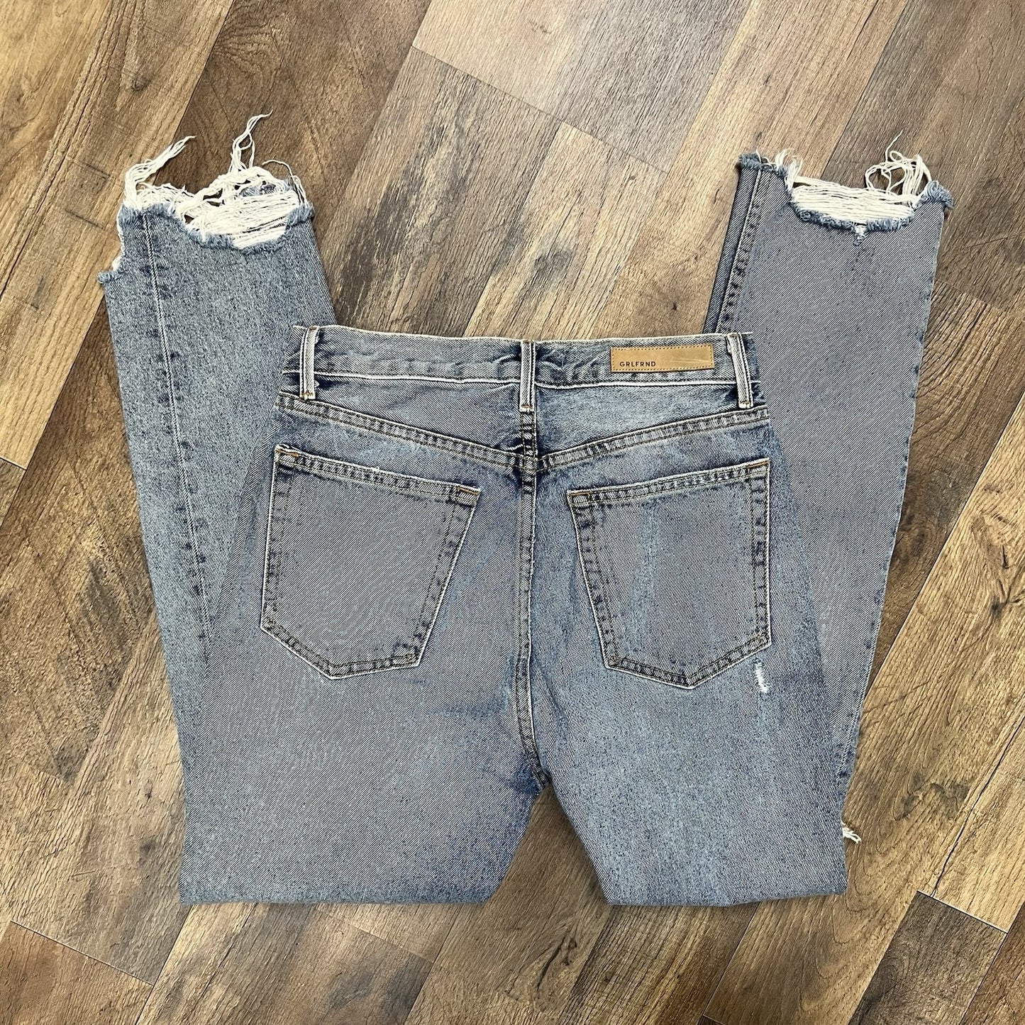 GRLFRND SHR Karolina Sz 26 Super High Rise Distressed Raw Hem Fringe Button Fly