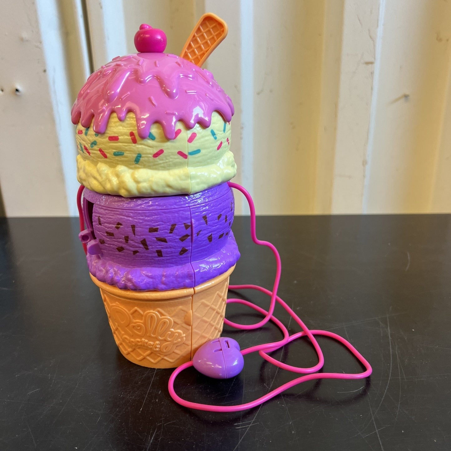 Polly Pocket Spin ‘n Surprise Compact Playset Ice Cream Cone Shape Playground