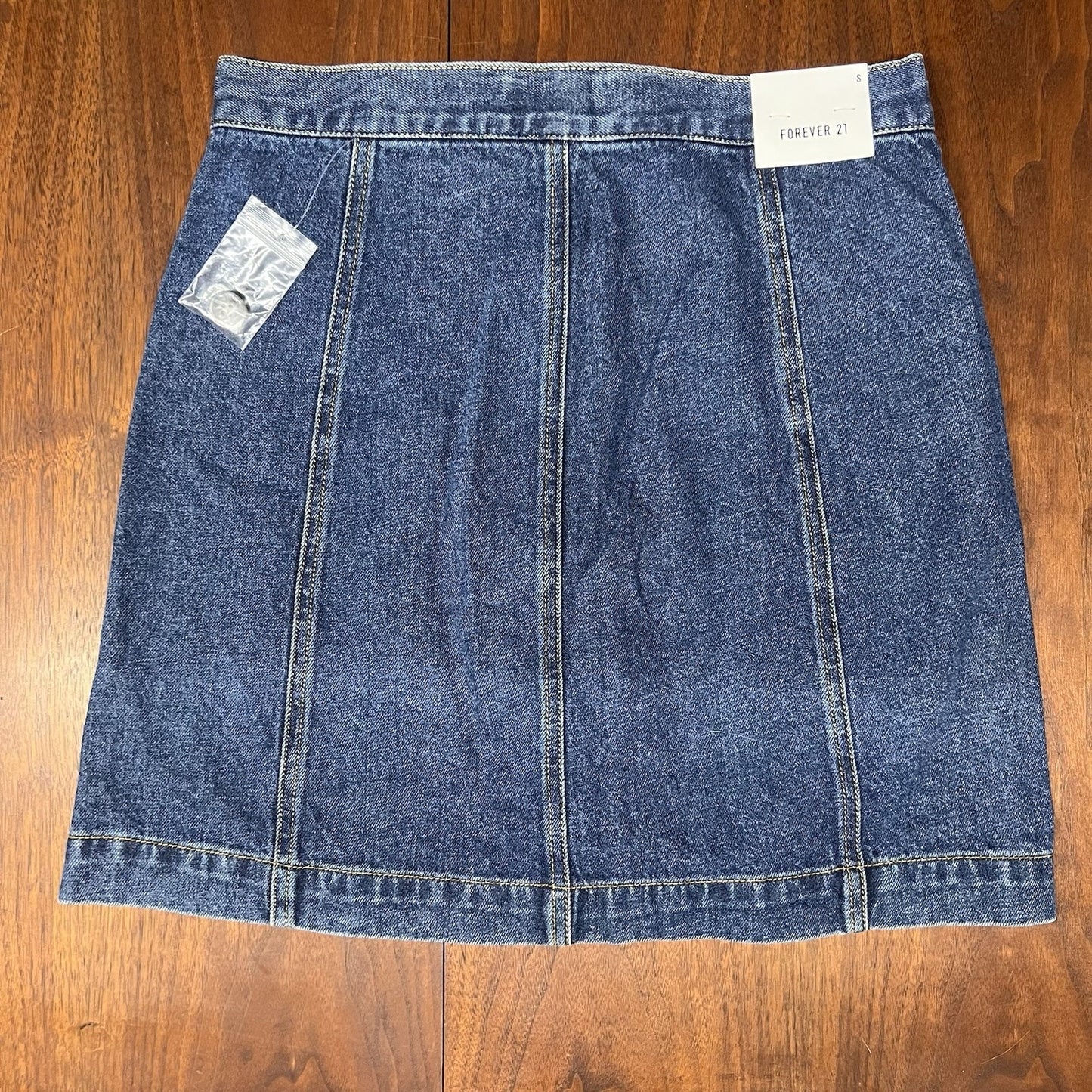 NWT Forever 21 Denim Blue Jean A-Line Mini Skirt Small 28” Button Up Dark Wash