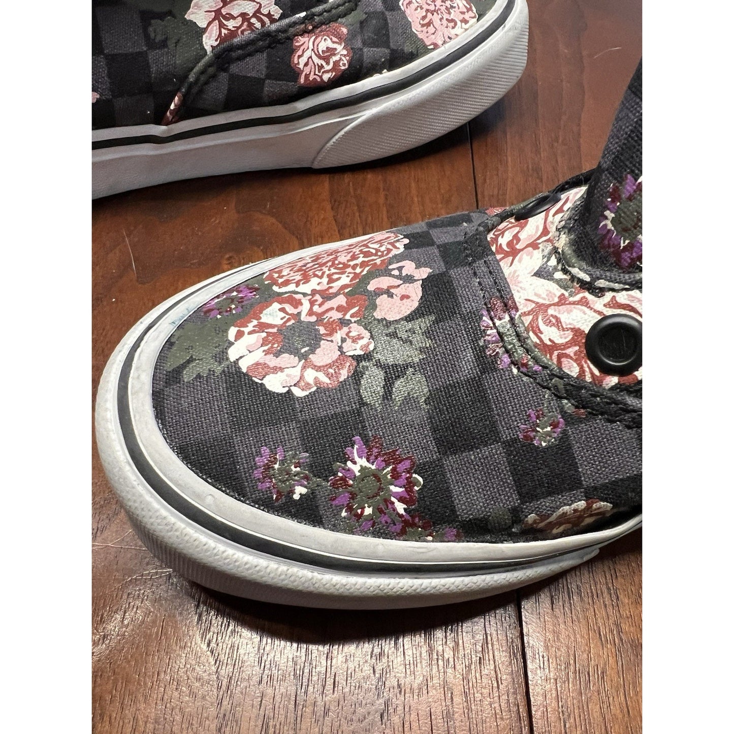Vans Doheny Black Grey Checkered Pink Floral Design Women’s Size 6