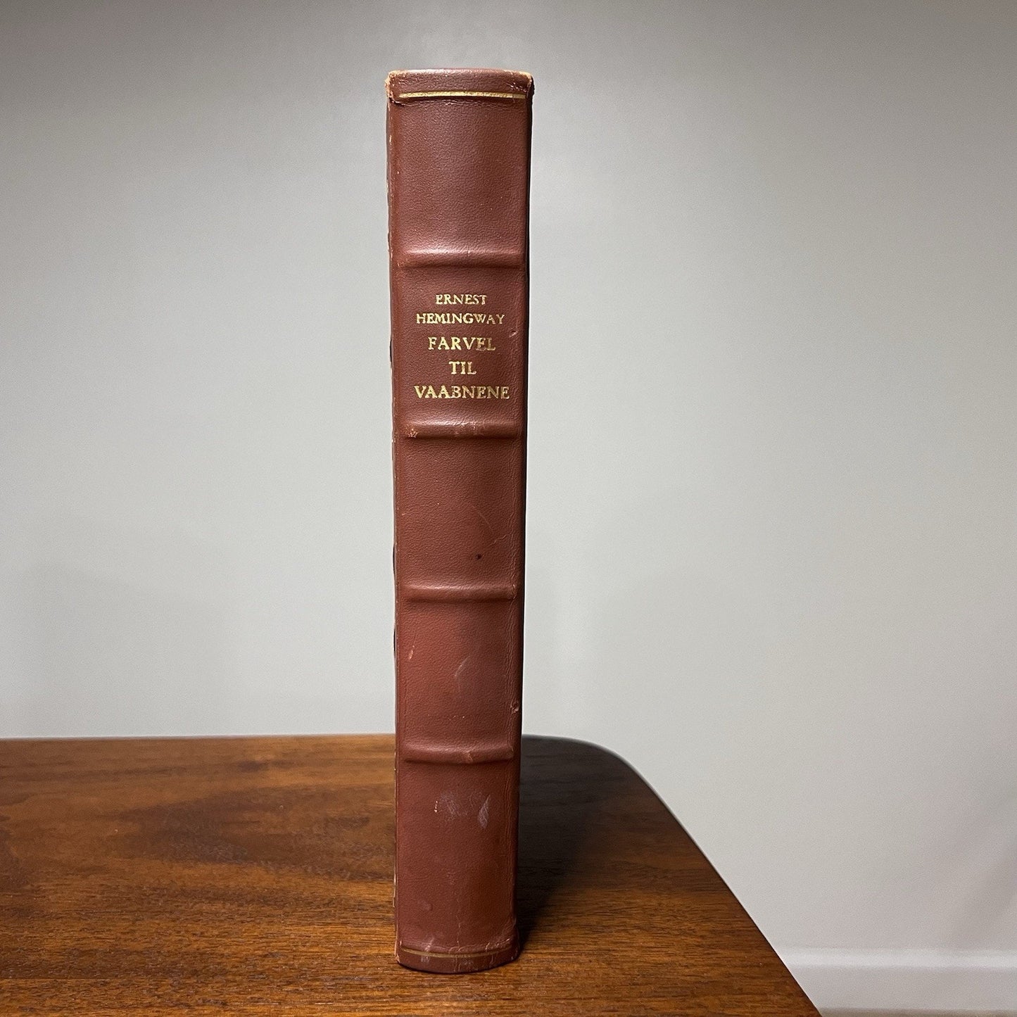 Vintage 1947 Danish “A Farewell To Arms” Ernest Hemingway Farvel til Vaabnene