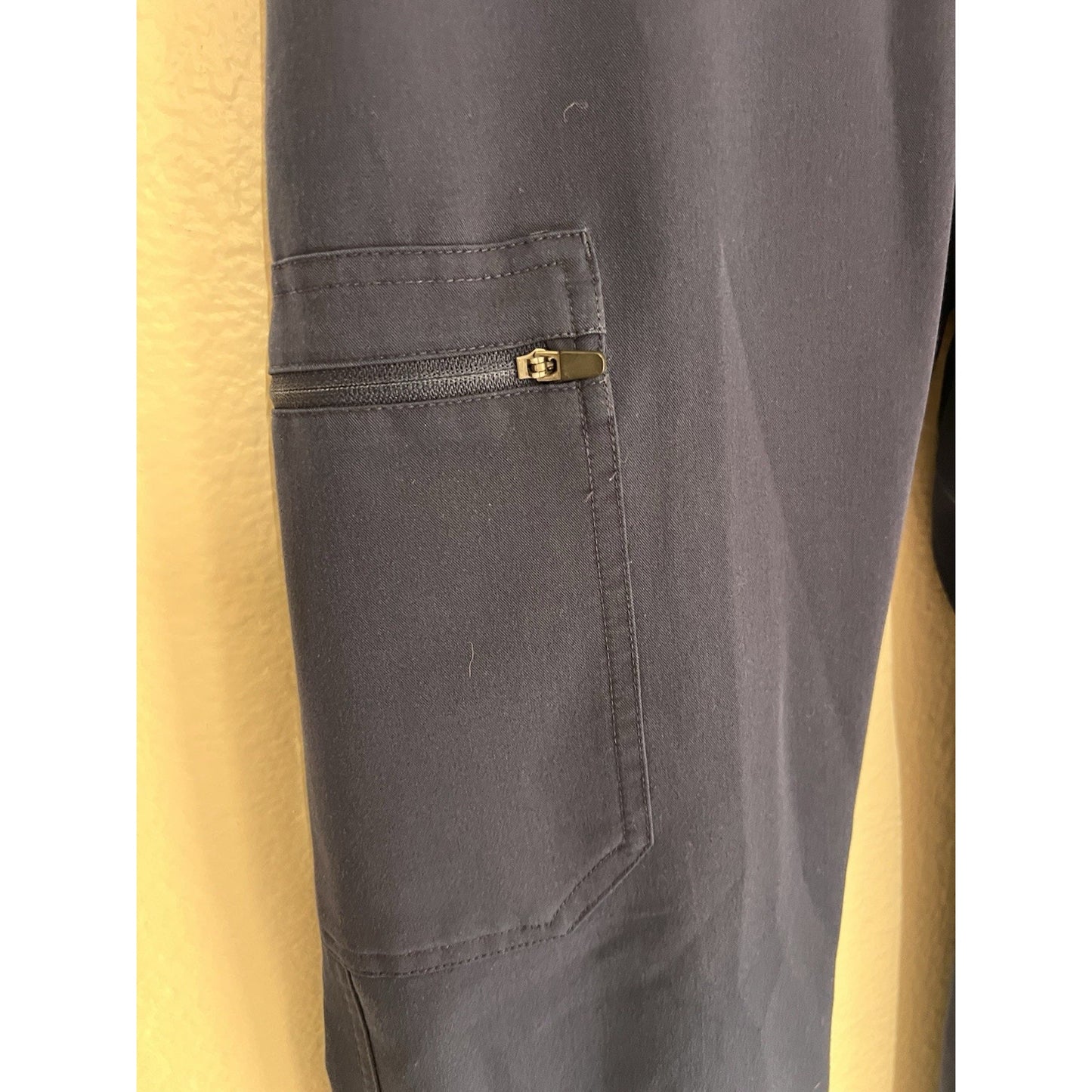 FIGS Yola Skinny Women’s Scrub Pants PO#1290 Size XXS Style# TW2000R
