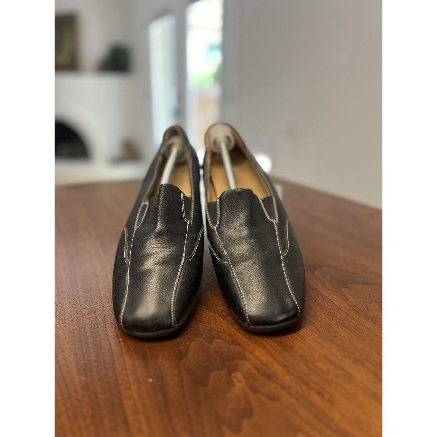 OluKai Black Leather Men’s Size 11M Slip-on Drop-in Fold Down Heel