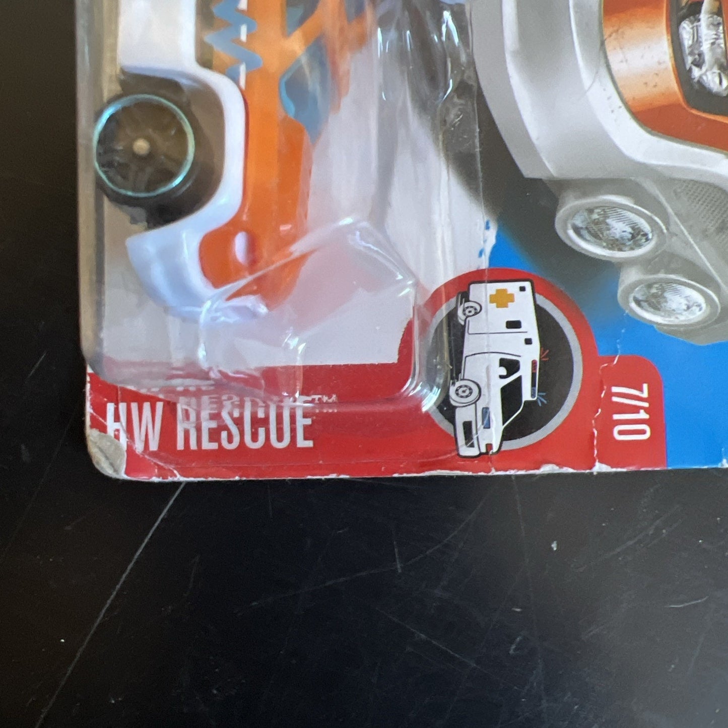 Hot Wheels 2015 7/10 HW Rescue Die Cast Car - NEW