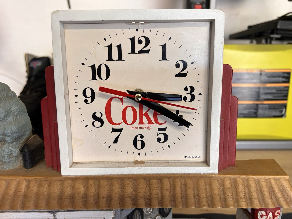 COKE 1990 Coca Cola 3D Plastic Billboard & Service Gas Station WALL CLOCK