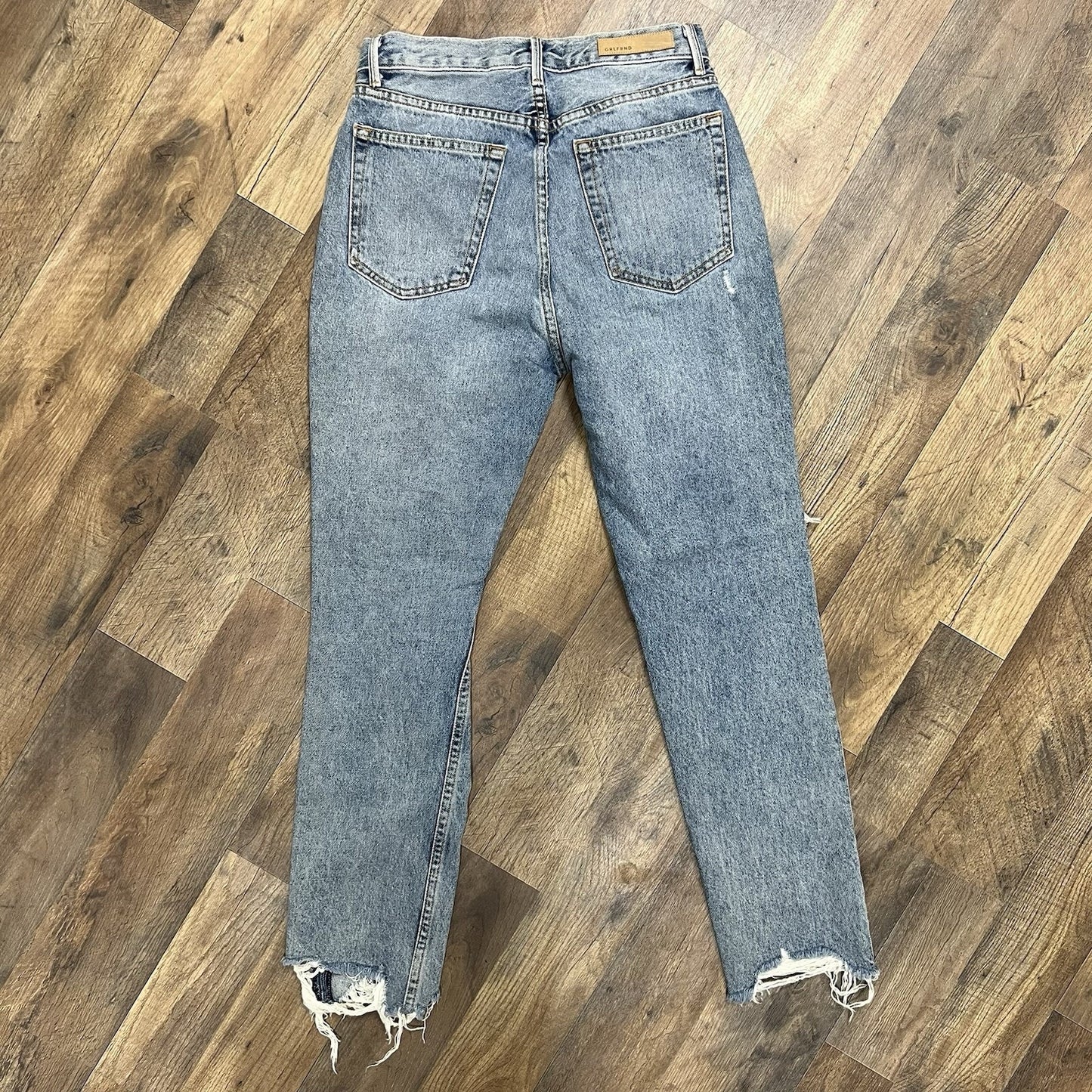GRLFRND SHR Karolina Sz 26 Super High Rise Distressed Raw Hem Fringe Button Fly