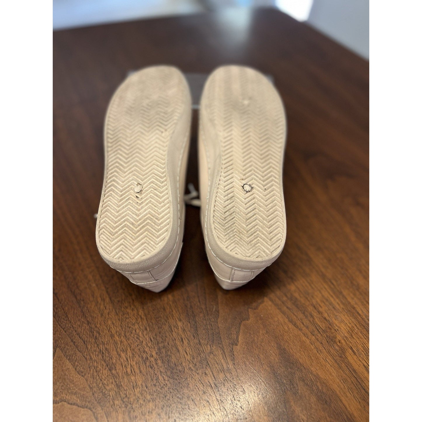 Vintage Havana By Carla Bone Pale Rose Women’s Slip On Sneaker Size 9