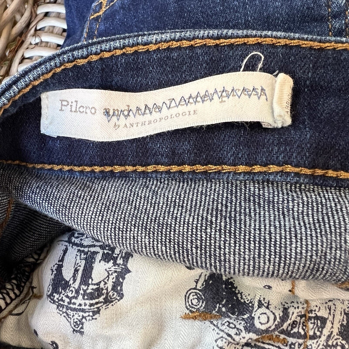 Pilcro Anthropologie Sz 26 Dark Wash Mid-Rise Skinny Jean Stretch Ankle Denim