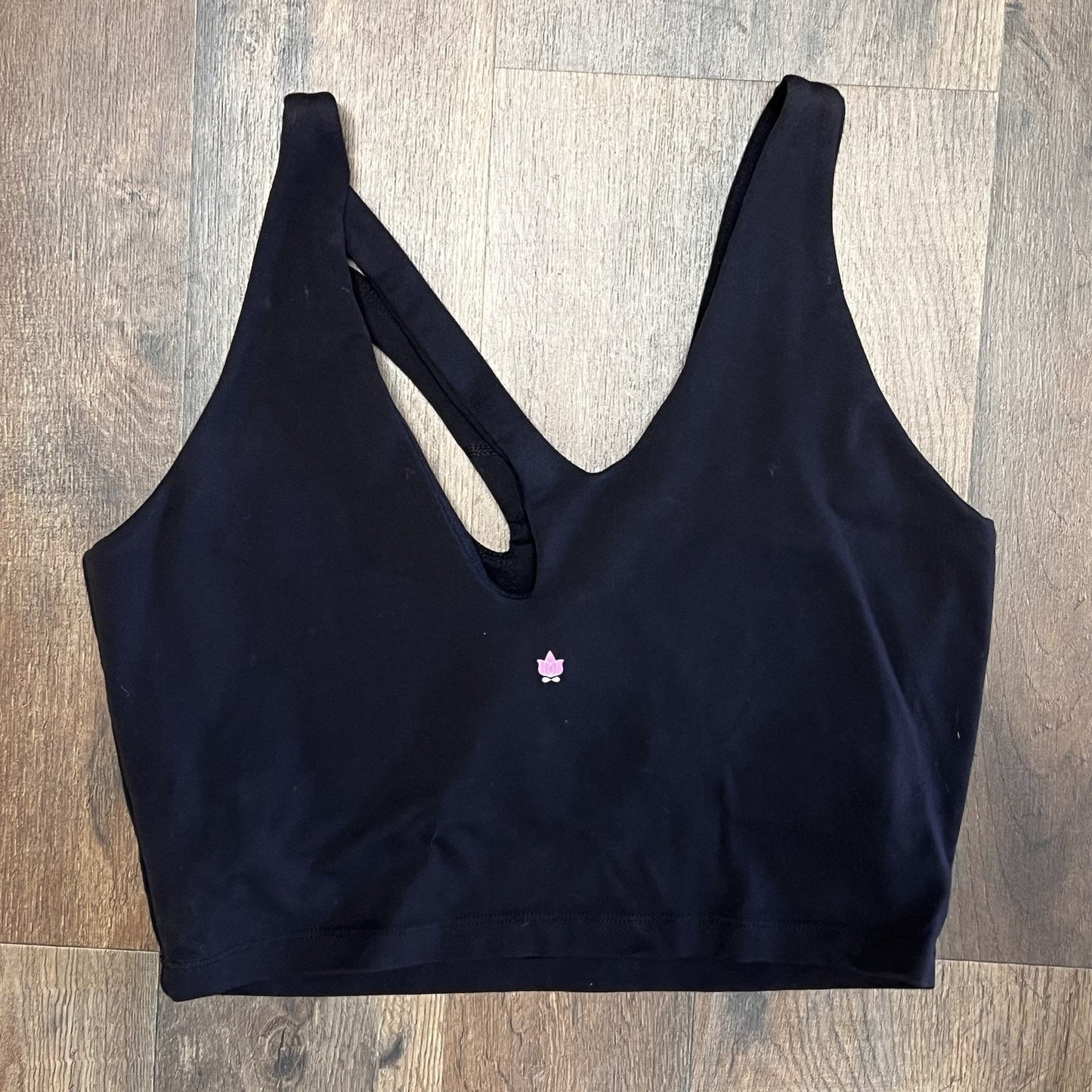 KIRAGRACE Crop Shelf Sports Bra (M) Asymmetric Keyhole Black Lined Sexy