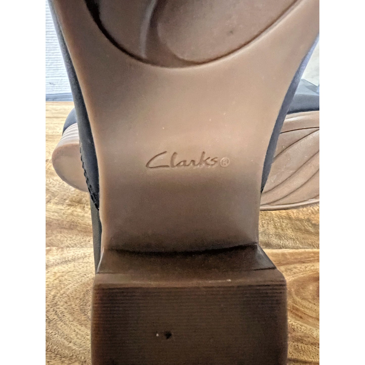 Clarks Collection Juliet Palm Black Leather Loafers Women's 6M