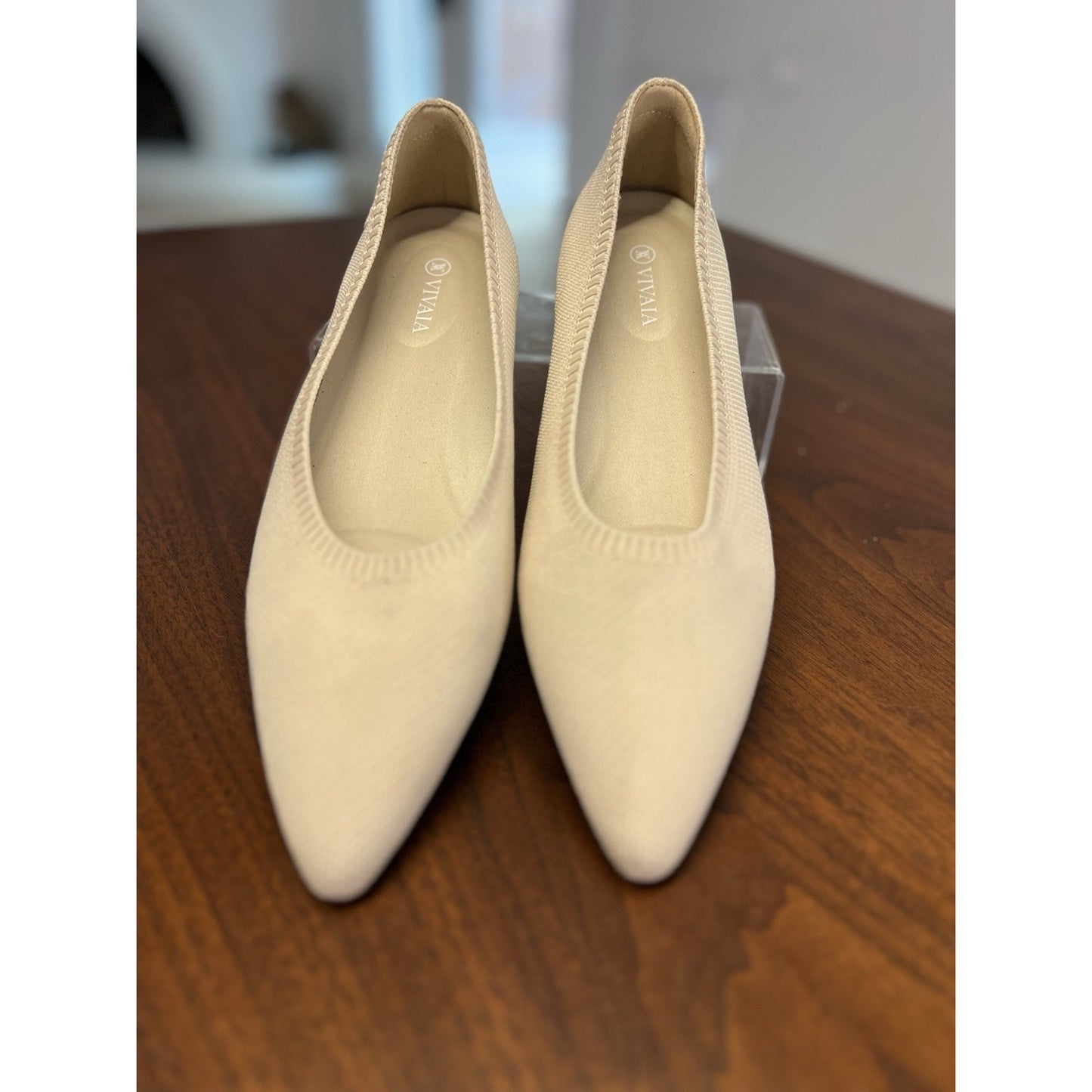 Vivaia Aria 5 Pointed-Toe Ballet Flats Almond Beige Comfort Size 42 / 10 US