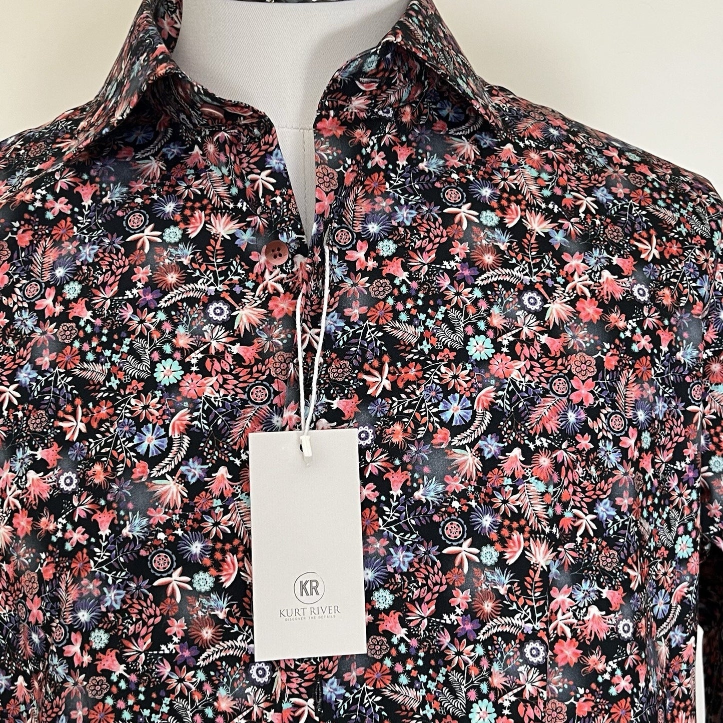 NWT Kurt River “Hell’s Spread” XL Slim Fit Button Up Long Sleeve Unique Colorful