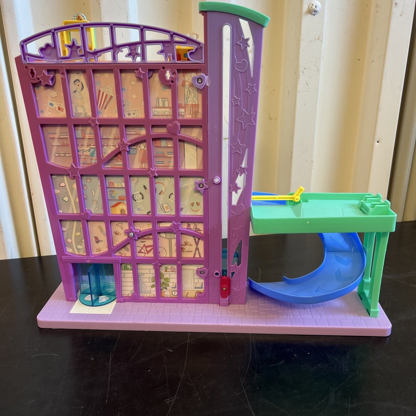 Polly Pocket GFP87 Pollyville Mega Mall Doll Playset - Missing Accessories