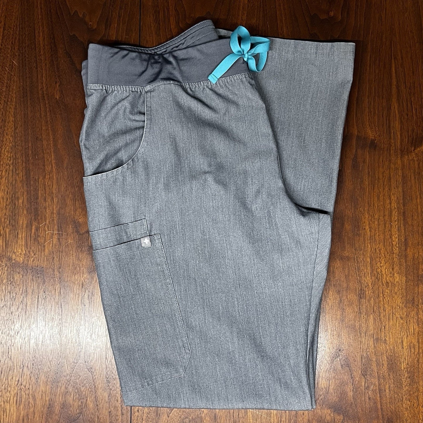 Figs Kade Cargo L/T Scrub Pants T21004T Graphite Grey 36” Tall Womens Bottom