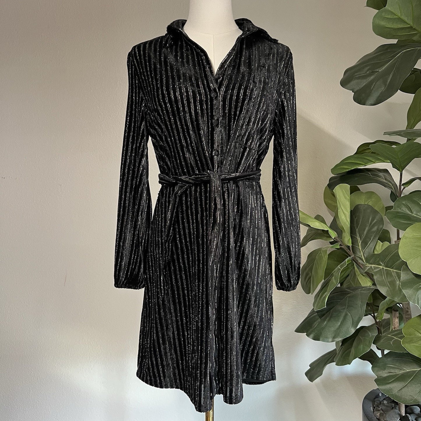 NWT $249 House Of Harlow XS Long Sleeve Black Metallic Shirt Dress Belt Elegant