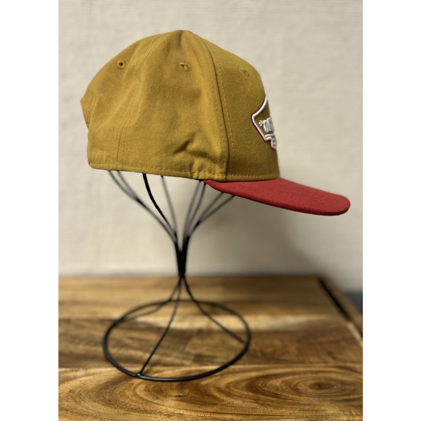 Vans Classic Patch "Vans Off The Wall" Mustard Yellow / Red Color Snapback Hat