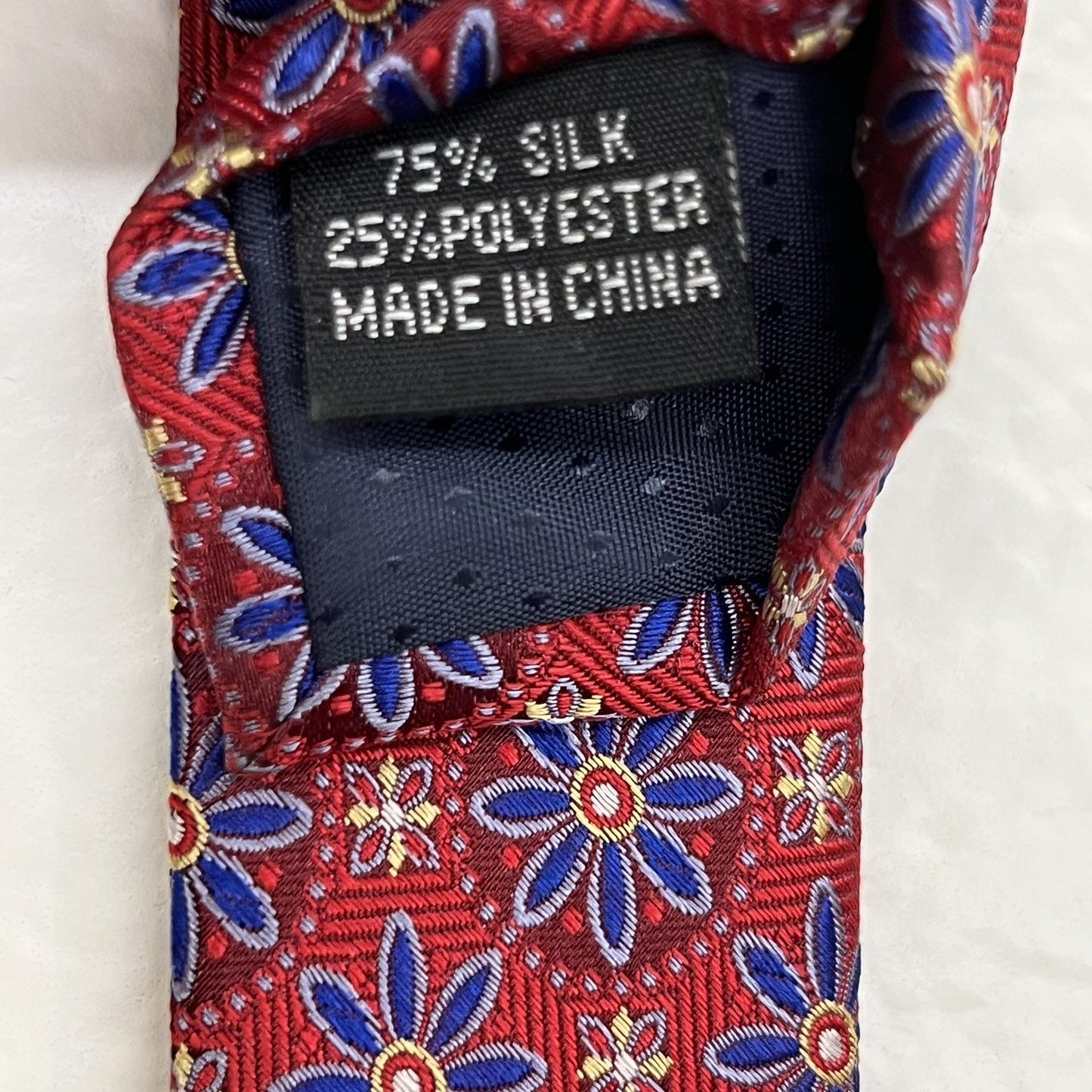 Cape Cod Neckwear Red Blue Floral Medallion All Over Print Preppy Necktie Tie