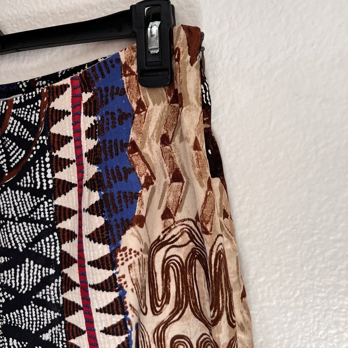 SAKS FIFTH AVE (12) Tribal African Ethnic Straight Leg Capri Pant