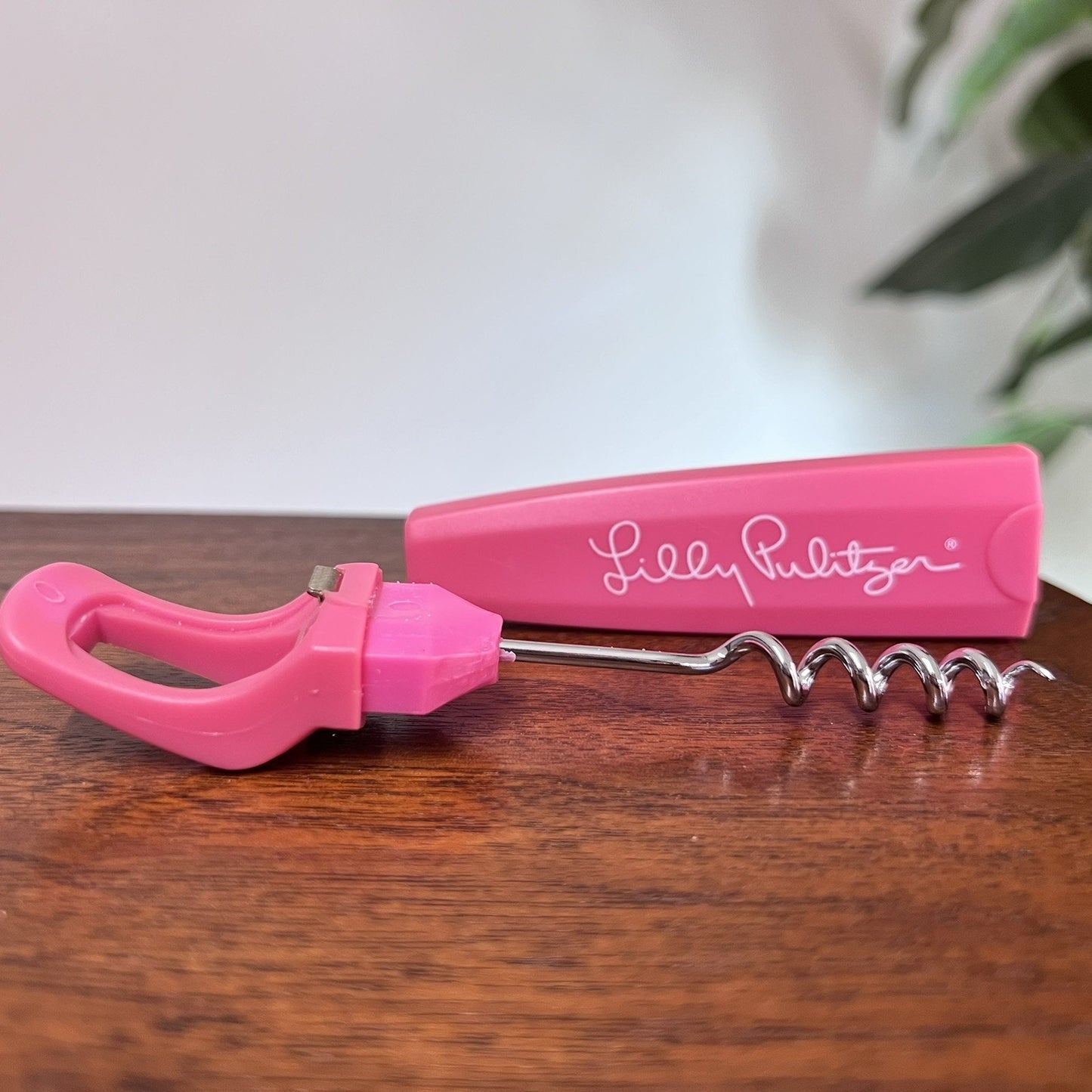 Lilly Pulitzer Pink Bottle Wine Opener Cork Screw Device Summer Vacation Beach