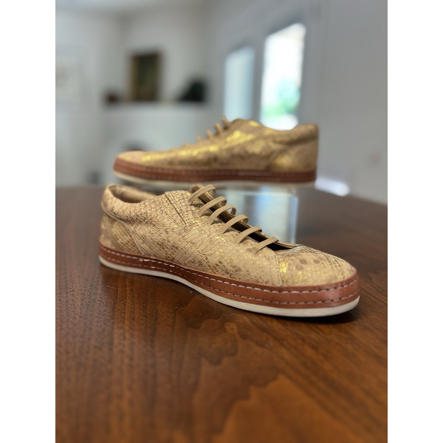 Corso Como Naimie Womens Gold Leather Reptile Print Slip-on Sneakers Sz 8.5