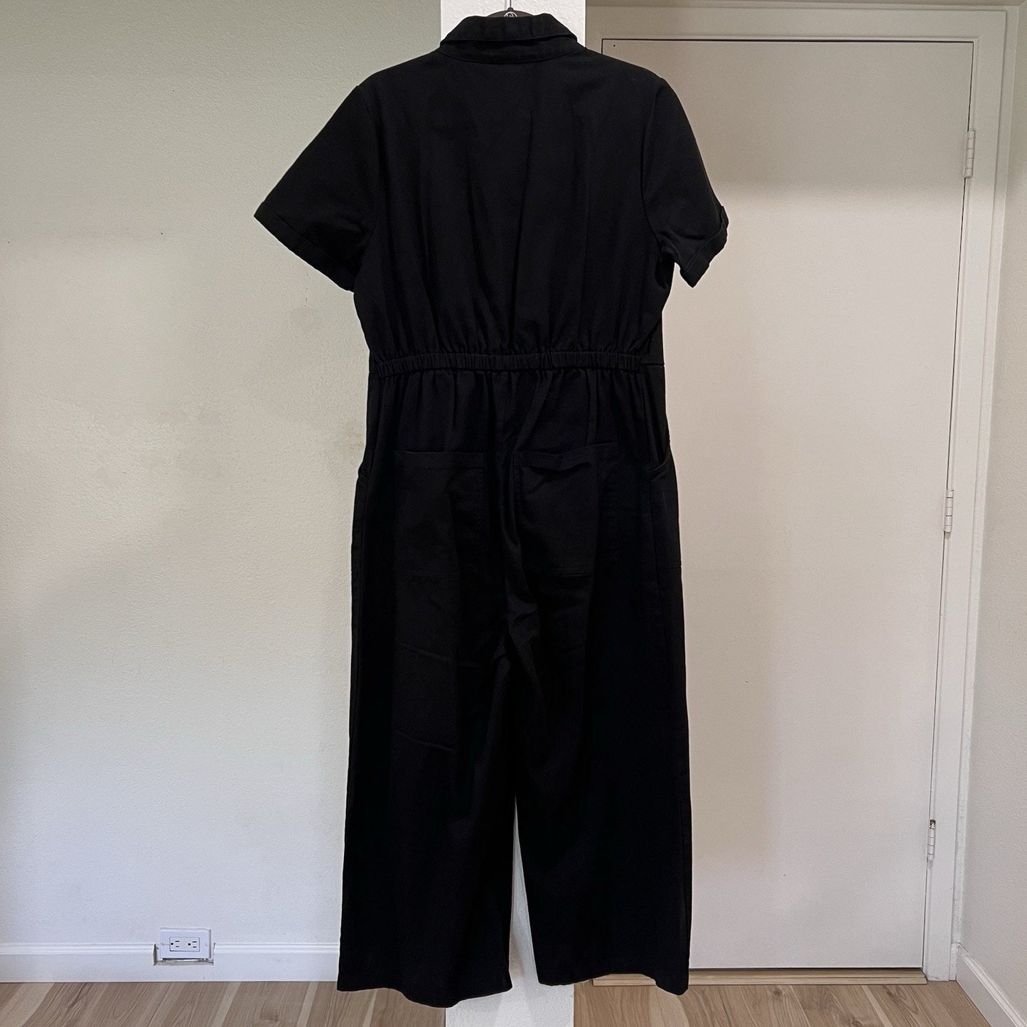 LUCY YAK Ragan Jumpsuit (12) Black Short Sleeve Wide Leg Cropped Elastic Waist