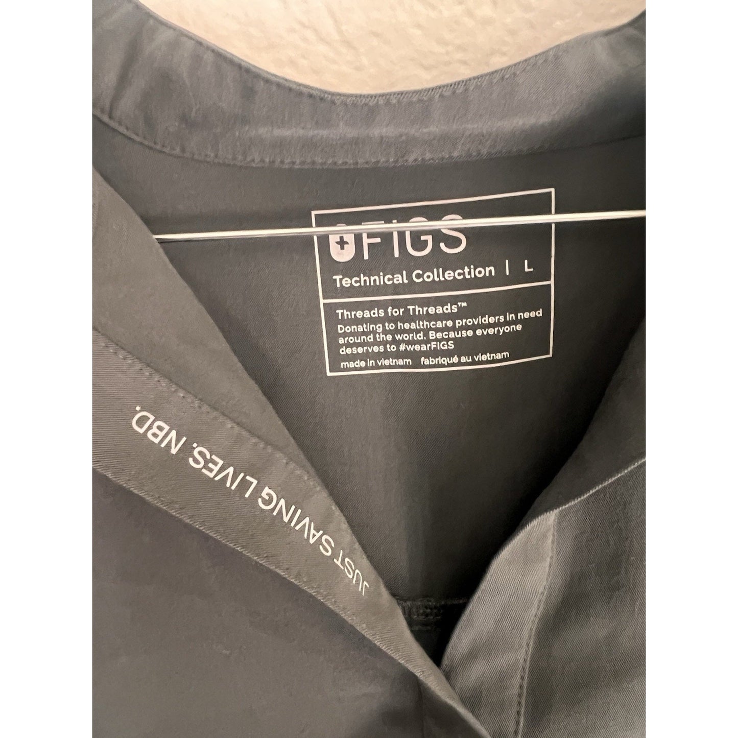 FIGS Rafaela Bonsai (L) 3 Pocket Women’s Scrub Top PO# 2491 Style# WXXSW1003